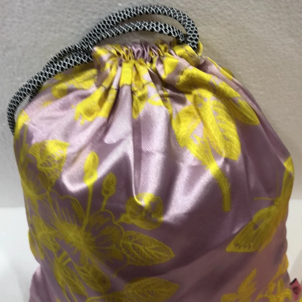 IPSY Makeup Drawstring Bags NWOT